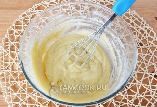 Размешать тесто