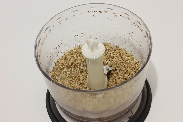 Перемалываем орехи