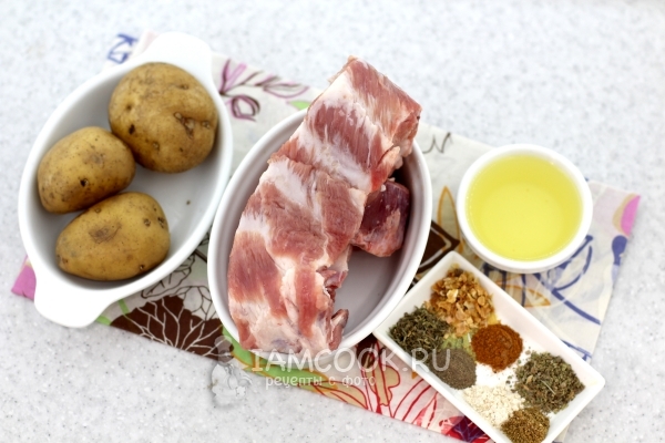 Ингредиенты для тушеной картошки с рёбрышками