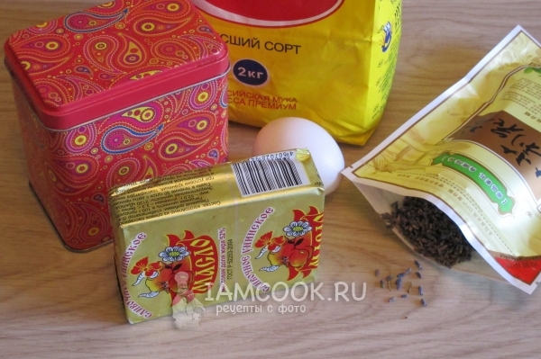 Ингредиенты для песочного печенья с лавандой