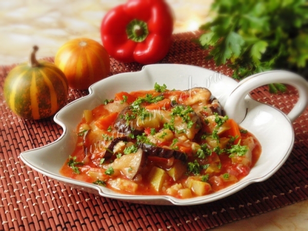 Рецепт рагу из кабачков и баклажанов