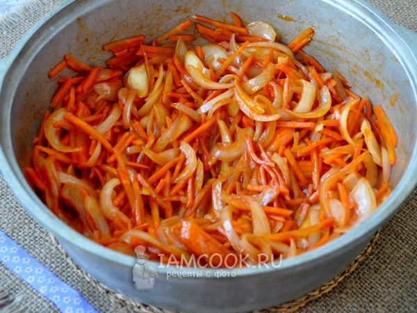 Влить воду и вино