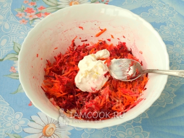 Сметана и чеснок