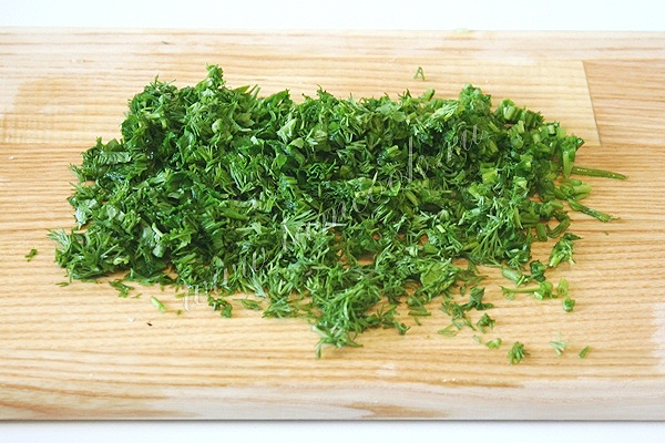 Измельчили зелень