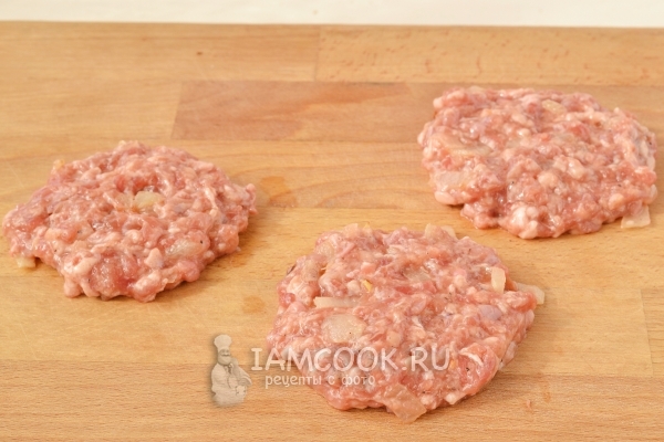 Лепёшки из мясного фарша