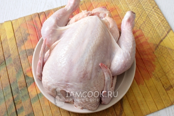 Помыть курицу