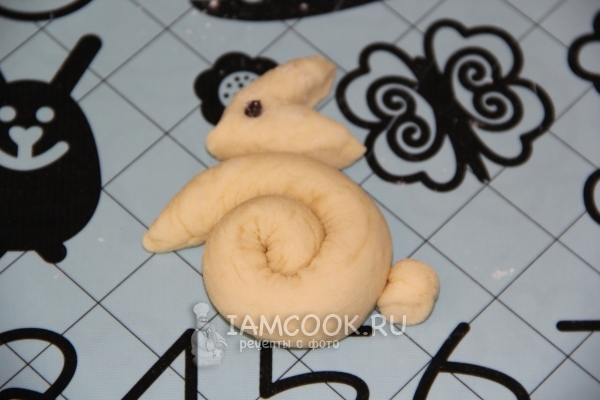 Зайчик из теста