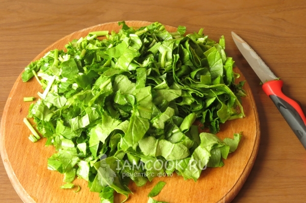 Порезать шпинат