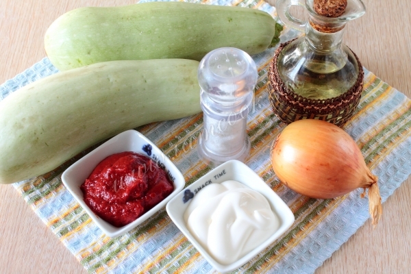 Ингредиенты для кабачковой икры с майонезом