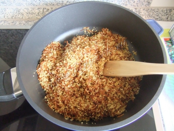 Обжарка булгура с вермишелью