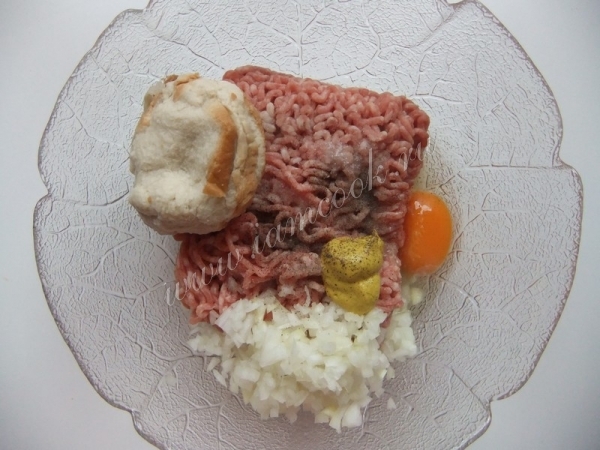 Ингредиенты для фарша на котлеты по-мексикански