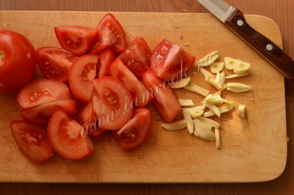 Помидоры и чеснок