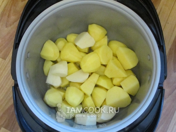Картофель в мультиварке