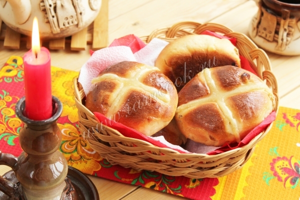 Рецепт булочек HOT CROSS BUNS