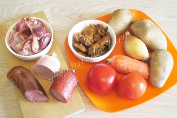 Ингредиенты для мясной солянки