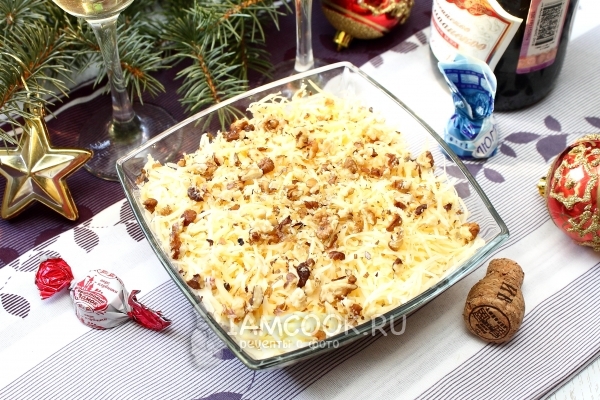 Рецепт салата из кальмаров с грибами