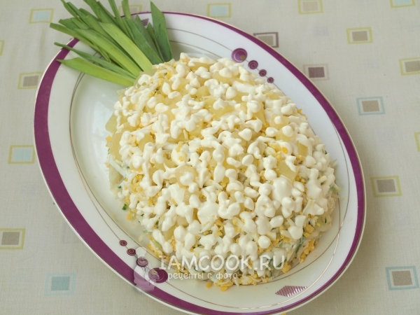 Выложить перья лука