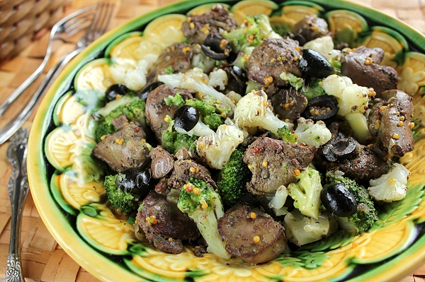 Рецепт теплого салата из куриной печени