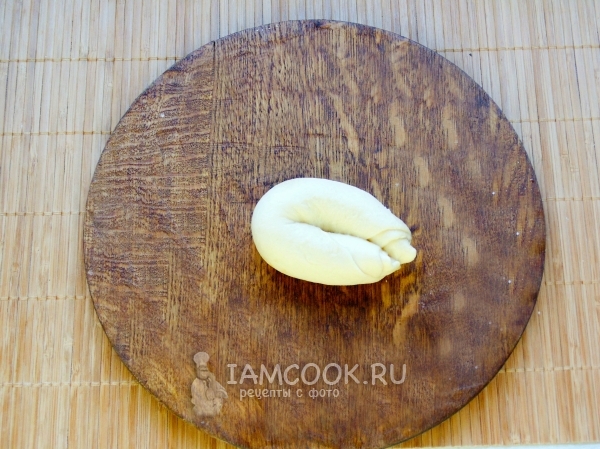 Сложить рулетик пополам