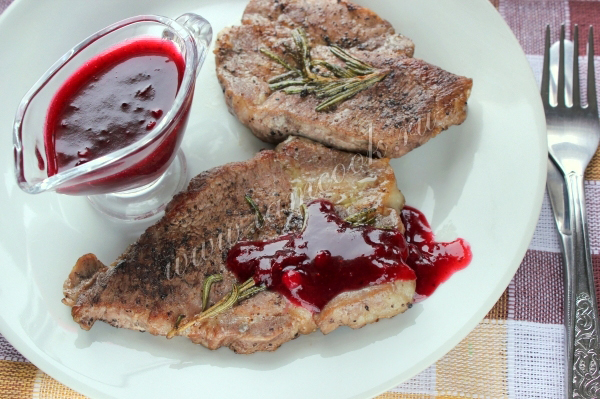 Рецепт пряного красного соуса из ягод