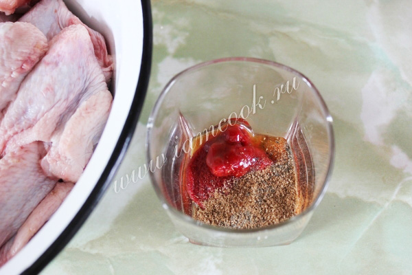 Медовый соус для запекания куриных крылышек