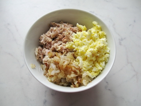 Ингредиенты для пирожков с курицей