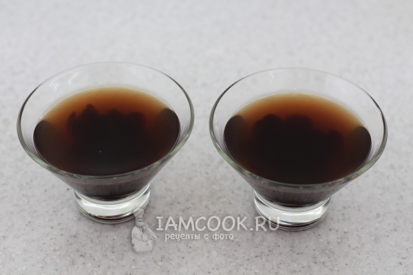 Влить жидкость