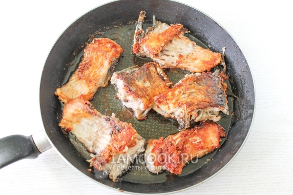 Пожарить рыбу