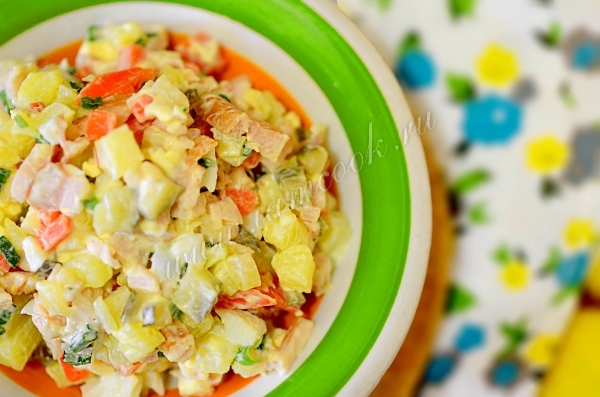 Оливье копченый, рецепт