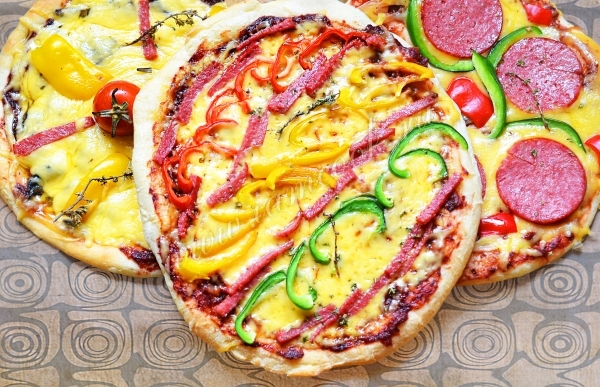 Рецепт пиццы со сливовым соусом