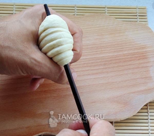 Сложить пополам