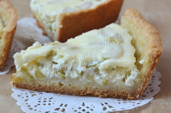 Пирог с ревенем