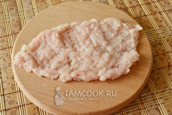 Отбить куриную грудку