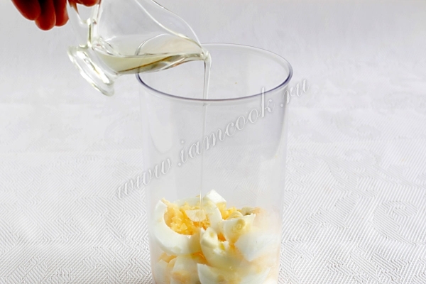 Добавить масло