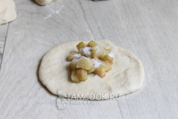 Выложить начинку