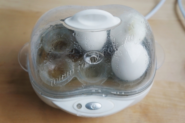 Яйца отварные