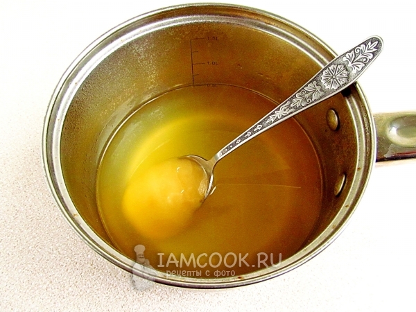 Положить мед