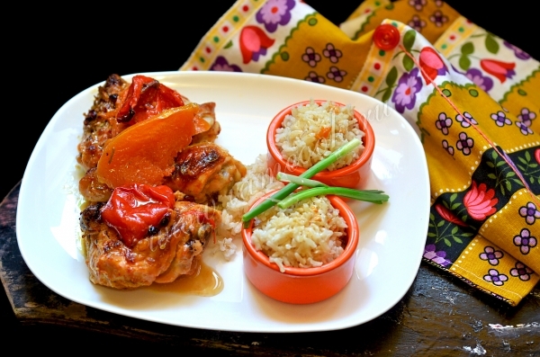 Порция курицы с тыквой, запеченной в духовке с рисом