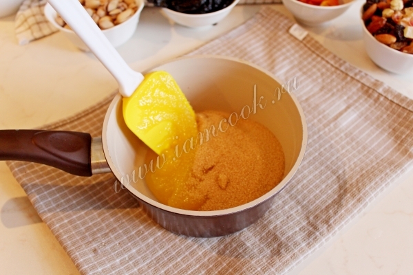 Сахар с медом