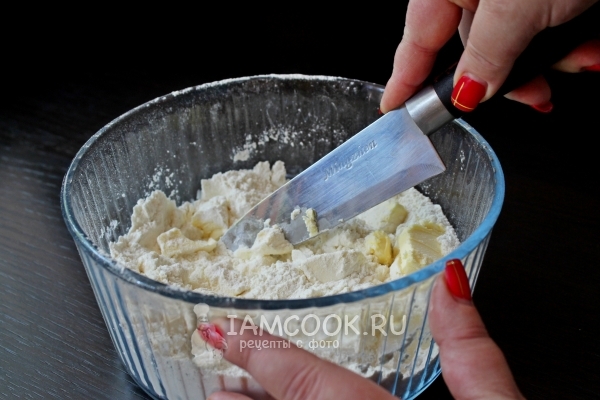 Порубить муку с маслом