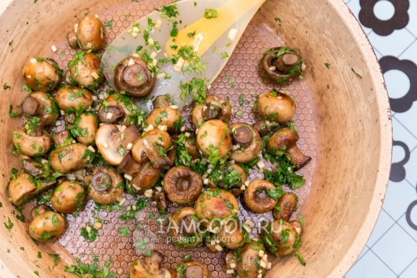 Рецепт жареных шампиньонов с чесноком и кинзой