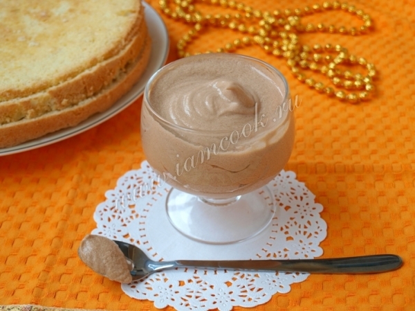 Крем из сливок и сгущеного молока