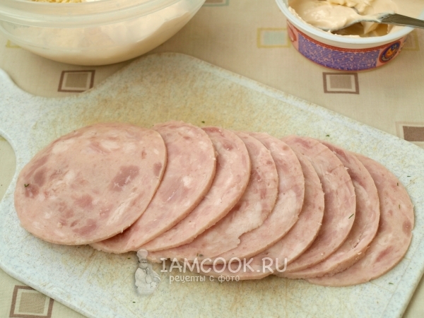 Нарезать ветчину