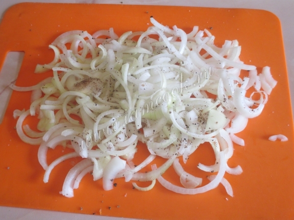 Лук в специях