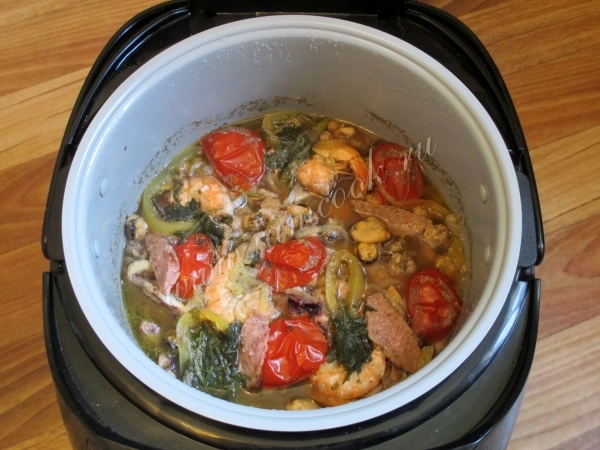 Рыба с овощами в мультиварке