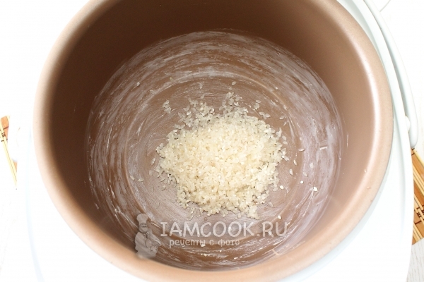 Рис в чаше мультиварки