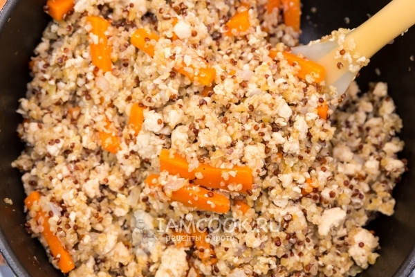 Рецепт киноа-булгура с фаршем