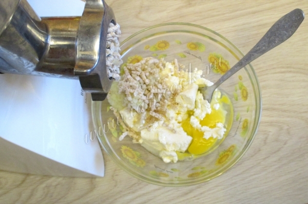 Прокрутить хлеб