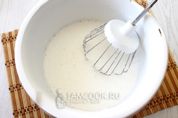 Молоко, яйца, соль, крахмал