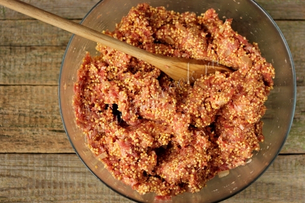 Перемешать фарш